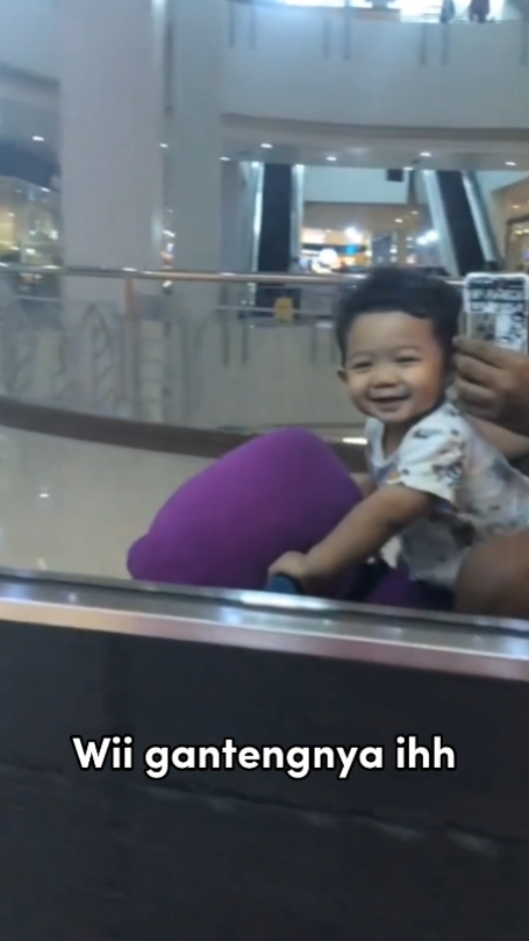 VERSI NO MIROR