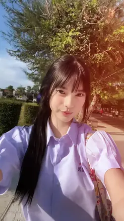 ถ้าเธอไม่มีใครหันมา