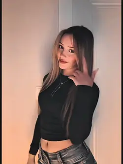 Aşkı anlamaz bilmez💔