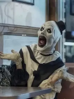 Ella es mejor que tú