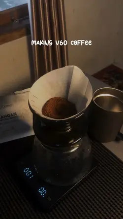 Making V60 coffee