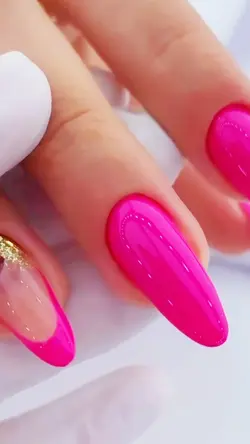 Nails 