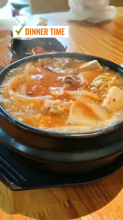 Waktunya makan malam 