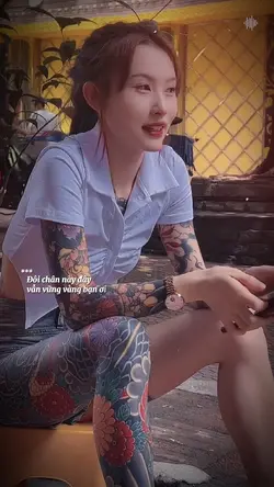 đôi chân mình...