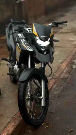 SOLTEIRO E BEM MELHO