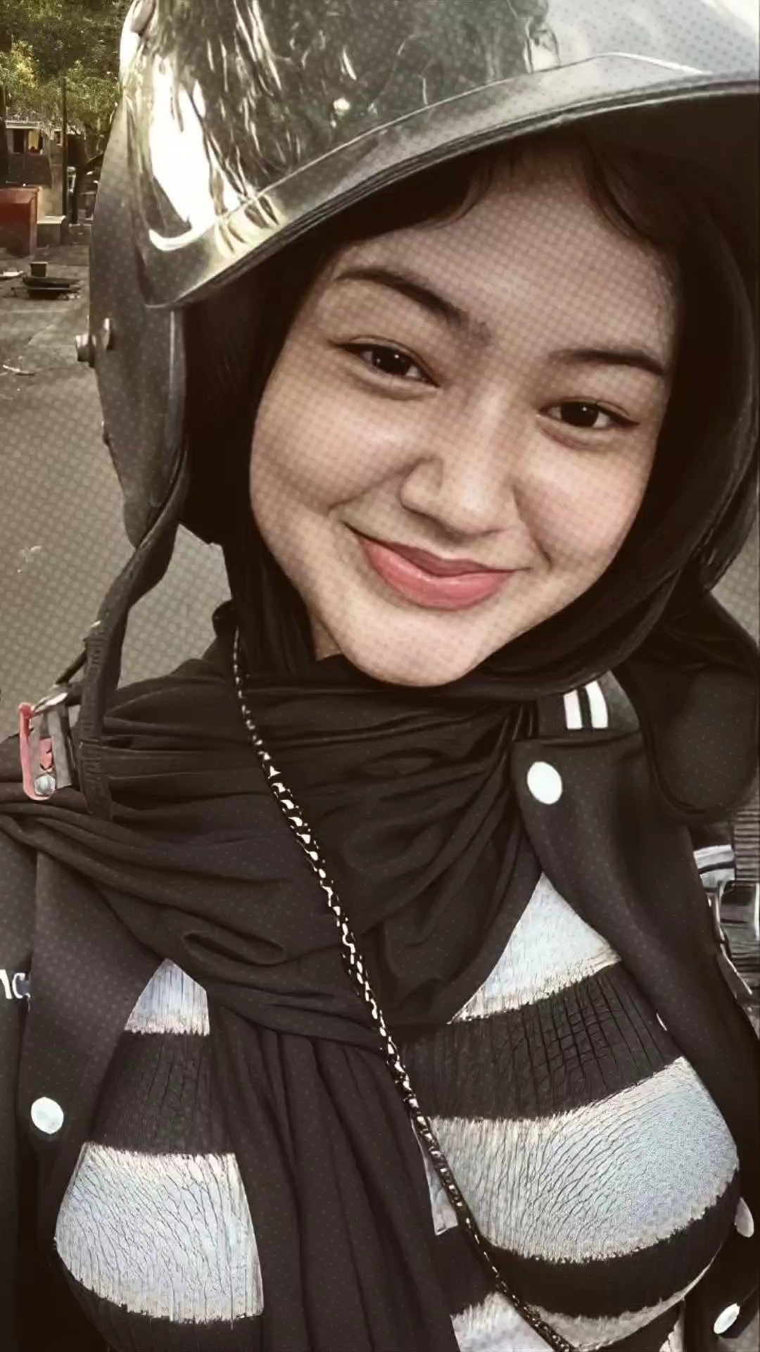 kecil kecil sudah 