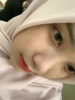 live foto manisnyee
