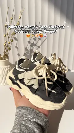 Sepatu anak