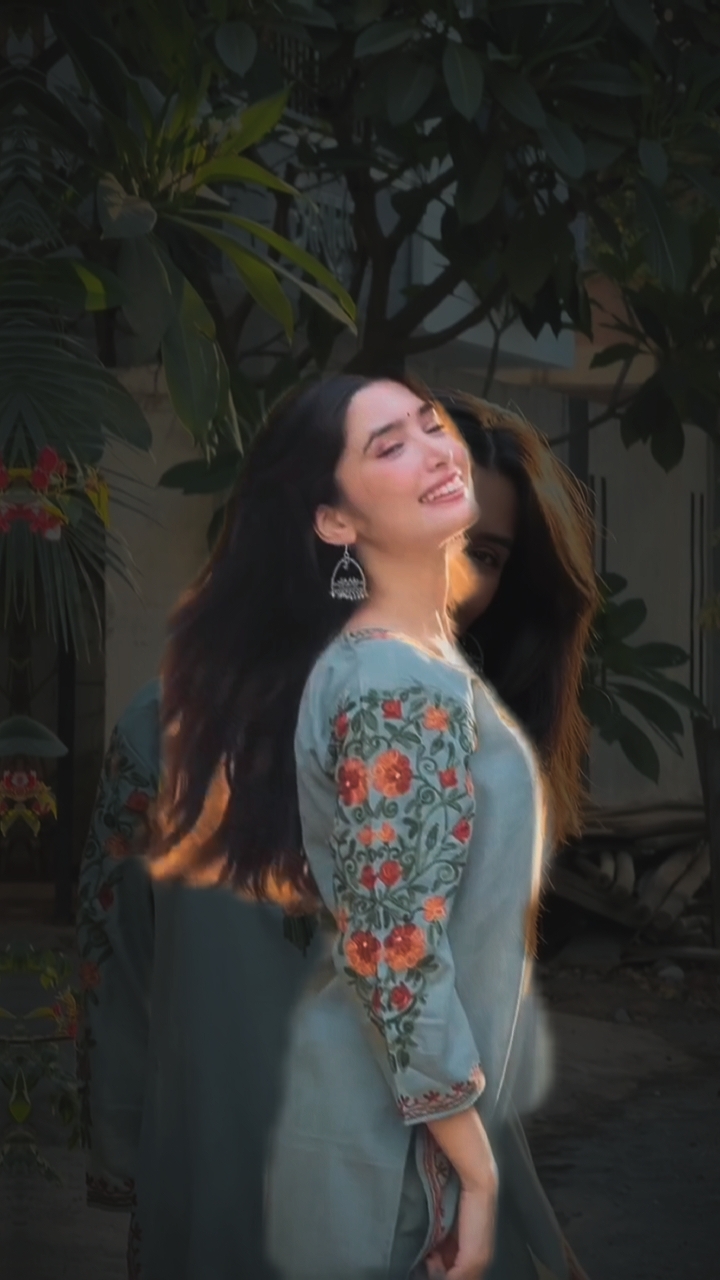 Tera sharmana 
