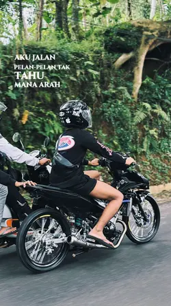 aku jalan pelan