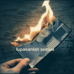 bakar foto mantan