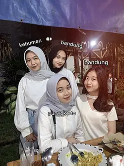 tunjukan foto sama