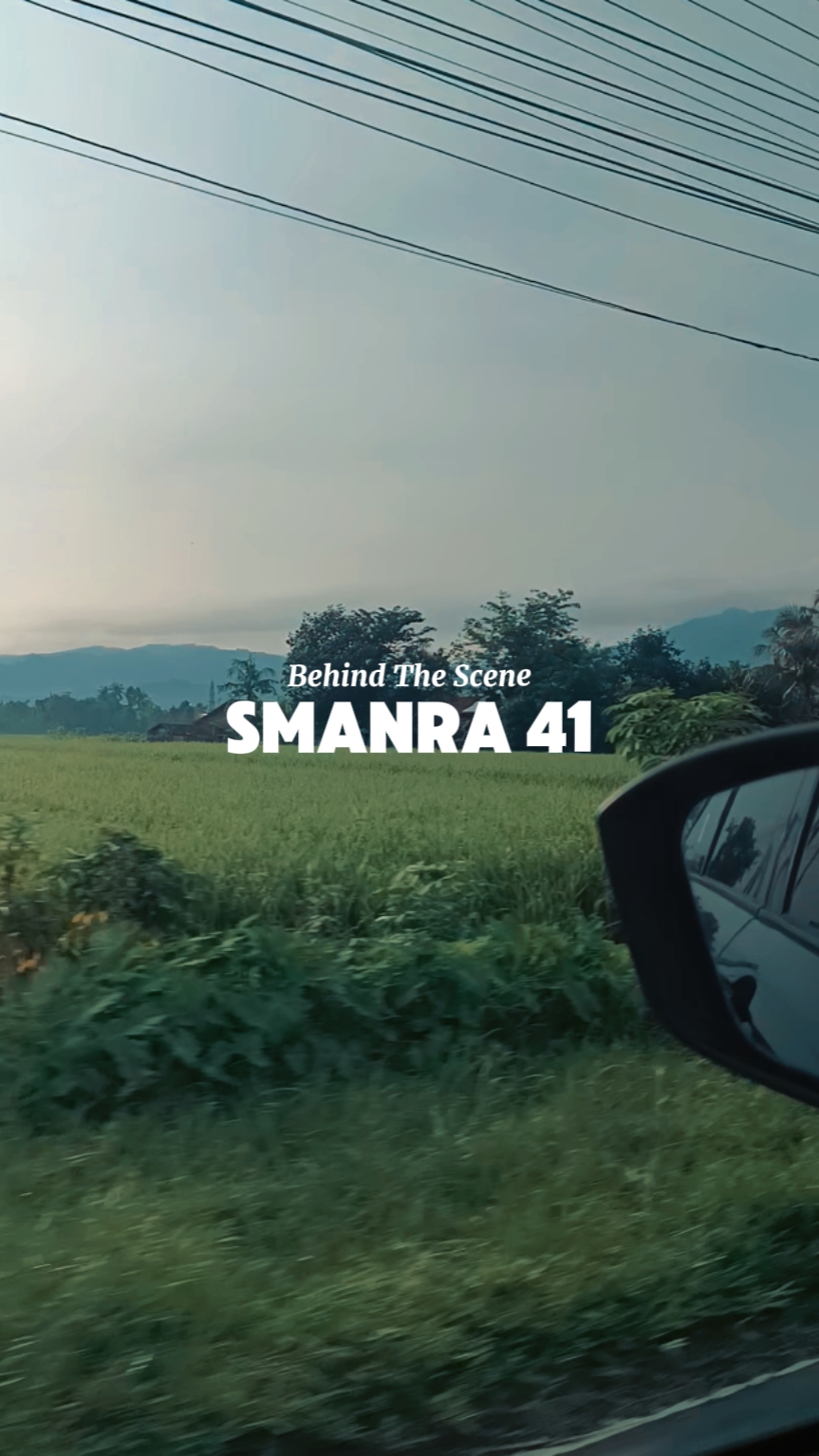 Di Balik Layar