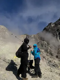 naik gunung