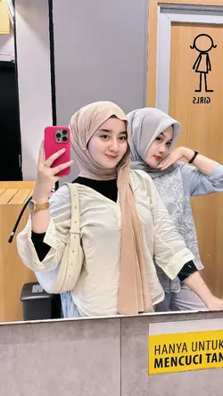 pandang pertama