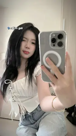 EM GÁI ANH TRAI