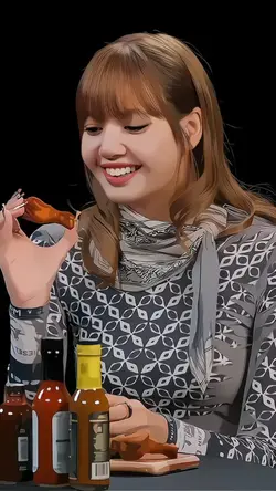 Lisa eating fancamm