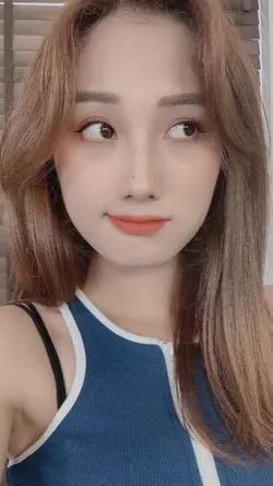 2 pics TV38220092114