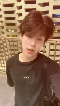 รักไม่รักบอกกันบ้าง