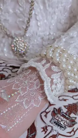 Henna white