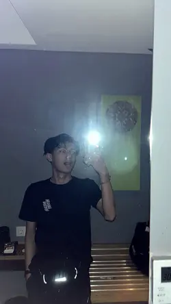 CEO SEDANG MENYAMAR