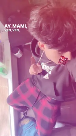 MAMI VEN VEN 😛💜.