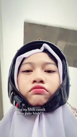 kamu lebih cantik 