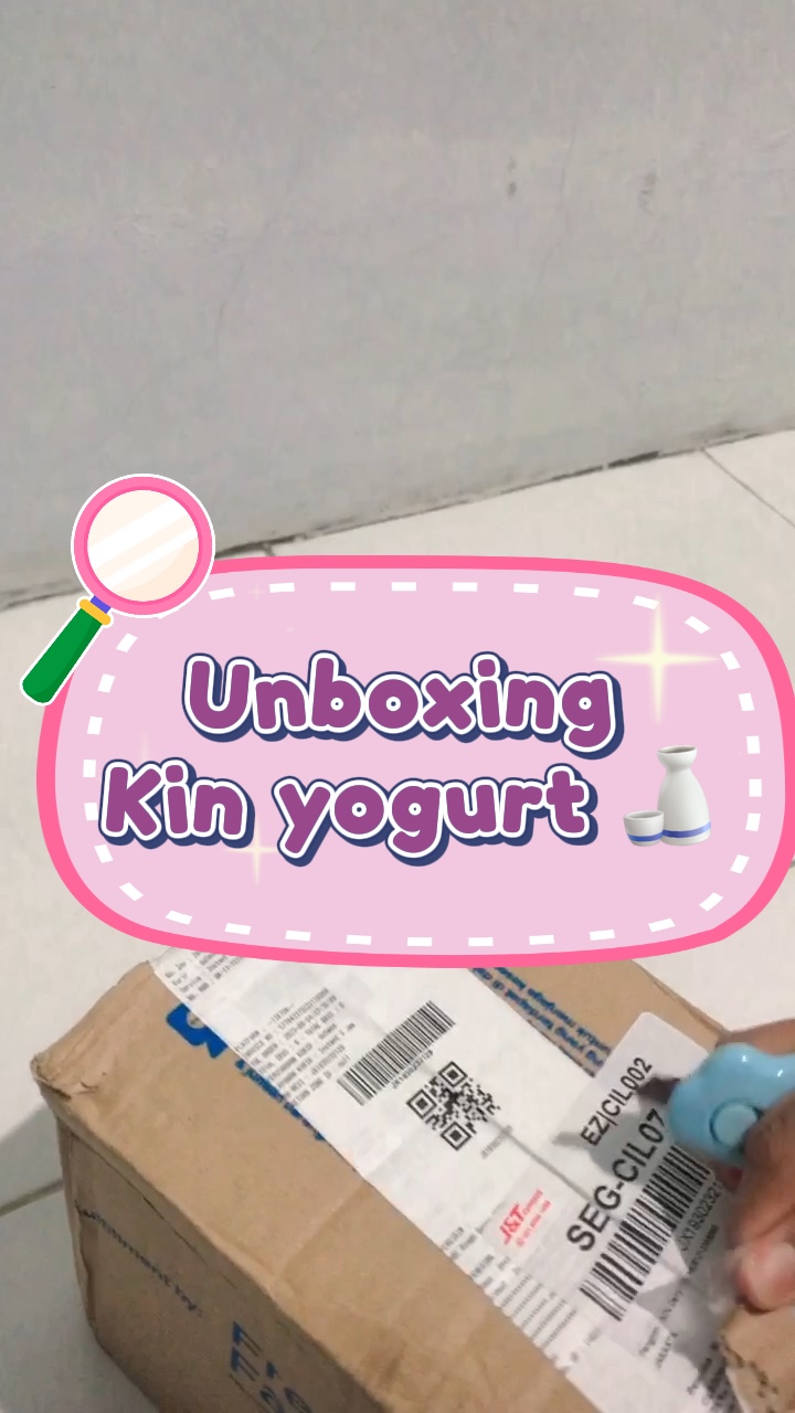Desempaquetando yogur Lin
