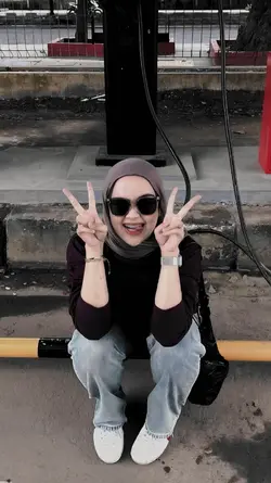 Hitam hitam manis