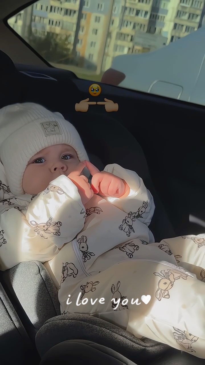 sevimli bebek