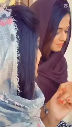 美女看帅哥。