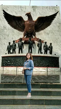 monumen pancasila