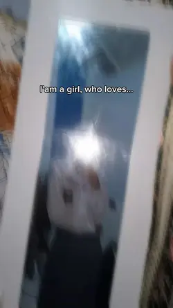 IAM A GIRL WHO LOVE