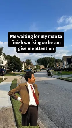 Me waiting for my ma