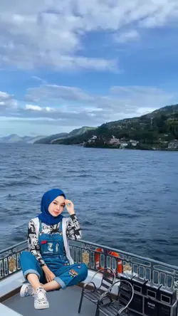 di kapal 