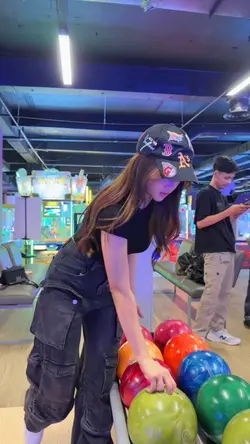 Fuji bowling slowmo