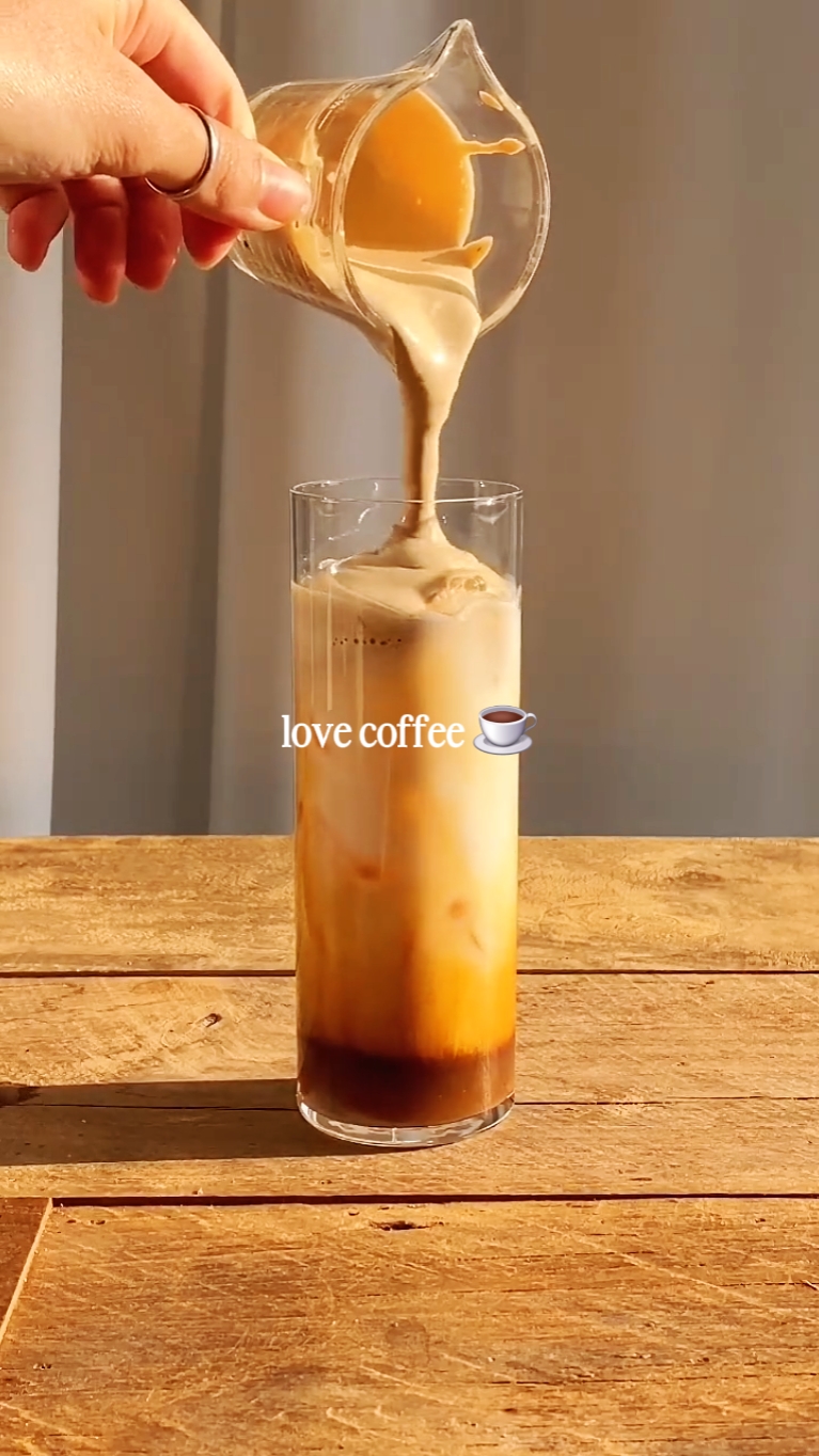 aime le café