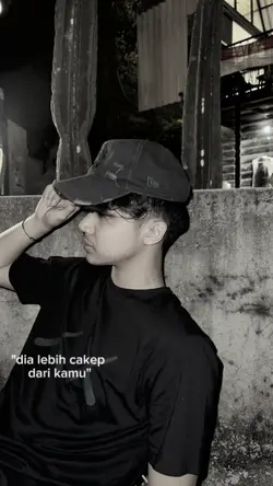 tren baju kuning
