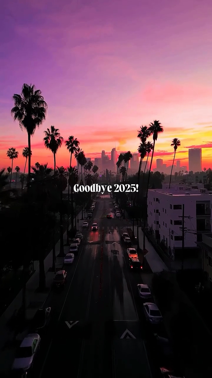 Adiós 2025 60 clip