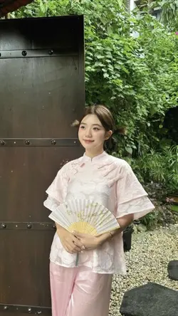 2 ảnh nhẹ nhàng