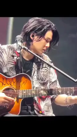 yoongi gitar