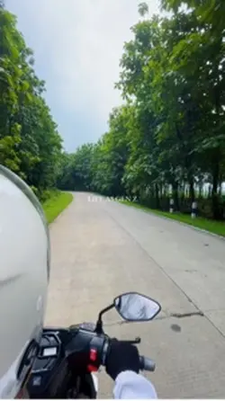 Gen Z Core: 13 Momen