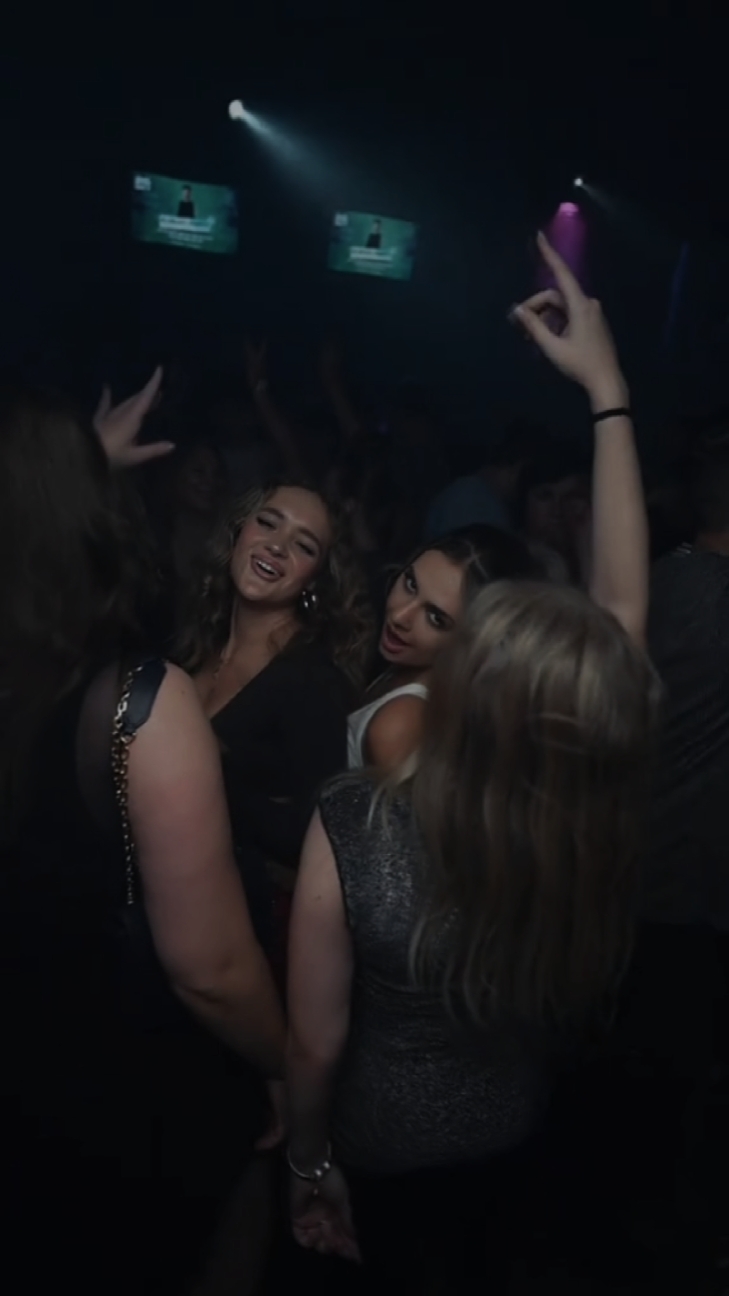 PARTY 5 CLIPS