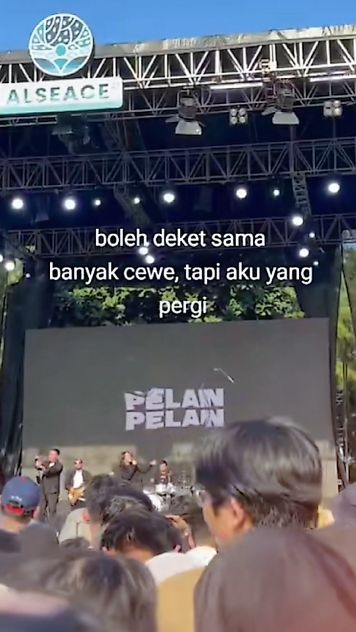 VERSI NO MIROR