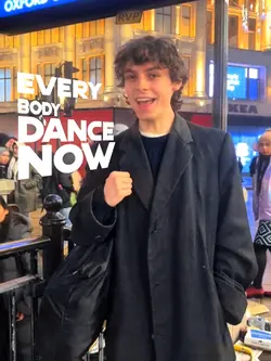 EVERYBODY DANCE NOW