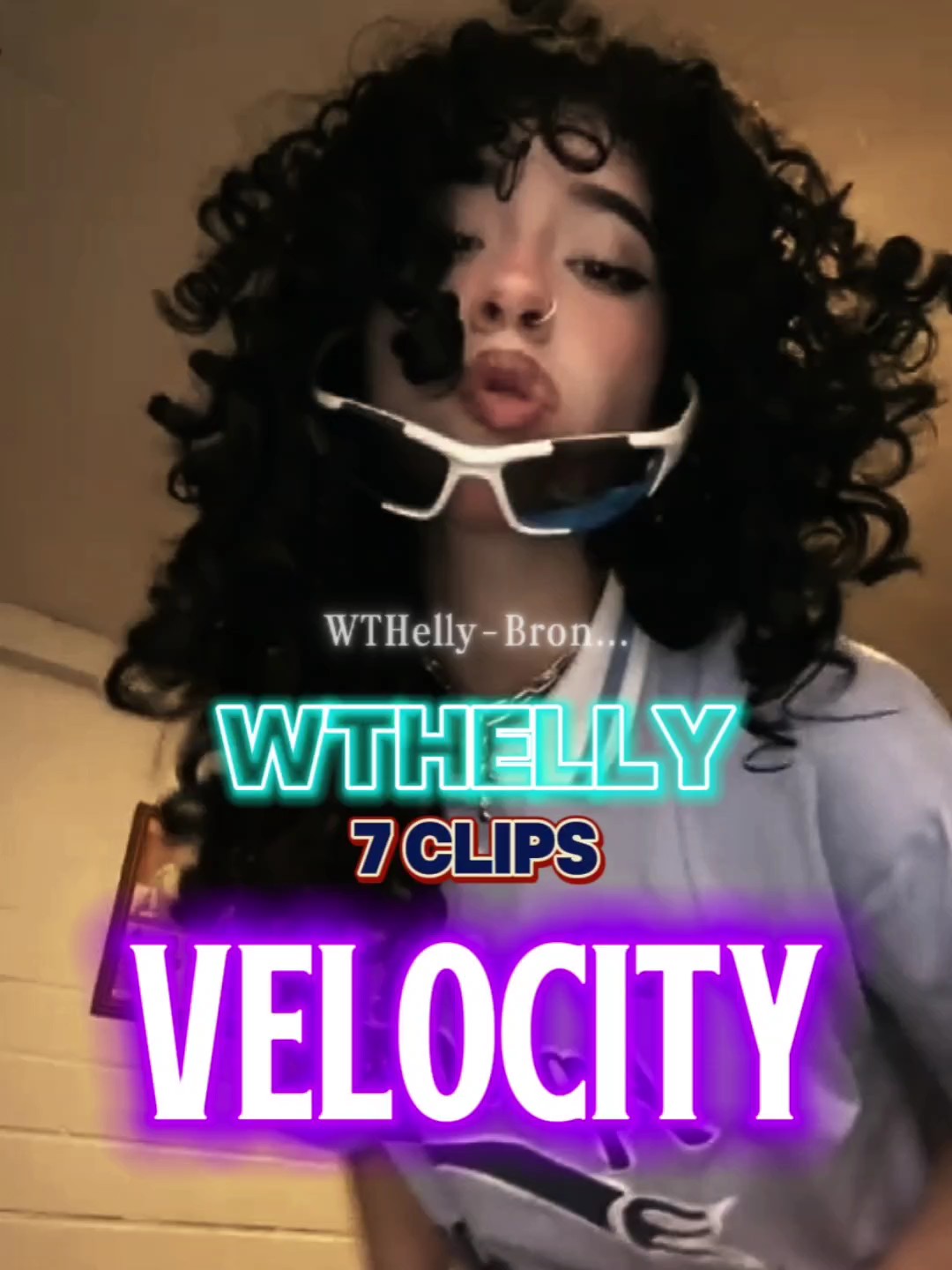 WTHelly hız edi