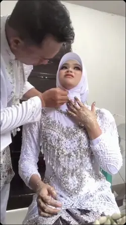 TrendPengantinCiuman