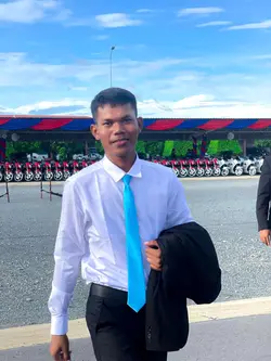 ប្រាក់ខែ250$