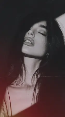 Aesthetic bw selfie
