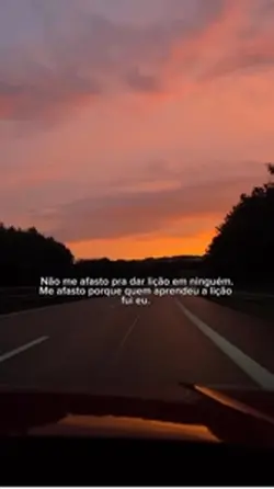 REFLEXÃO ~ STATUS 💛